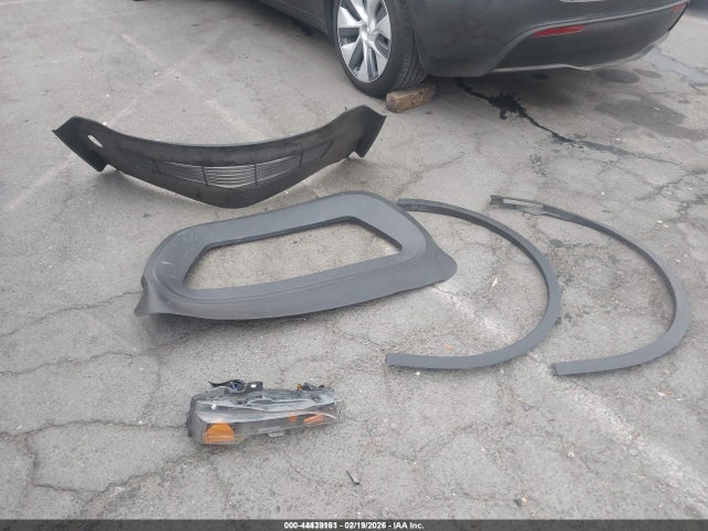 2023 Tesla Model Y Awd/long Range Dual Motor All-wheel Drive მანქანა იყიდება აუქციონზე, vin: 7SAYGDEE8PF853318, აუქციონის ნომერი: 44439161
