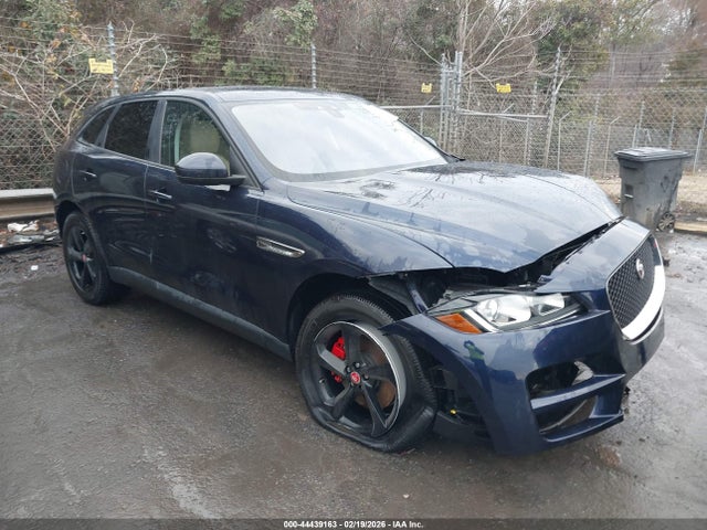 2017 JAGUAR F-PACE SADCJ2BV8HA058804 Photo 0