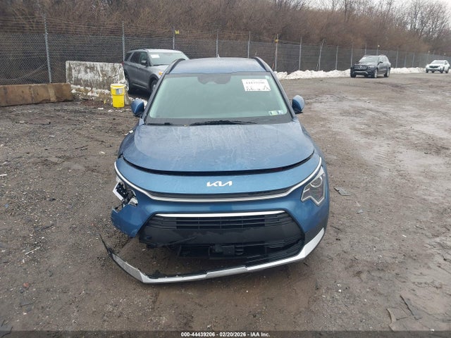 KNDCR3LE6P5045064 KIA NIRO EX