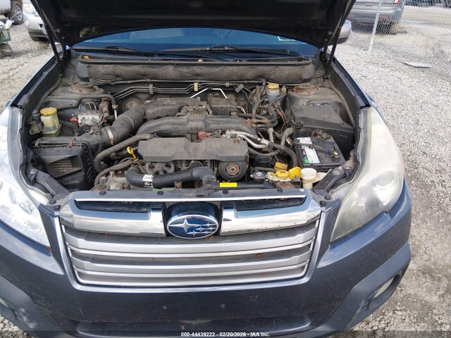 Subaru Outback 2.5i Limited 2014 4S4BRBPC8E3240845 Image 10