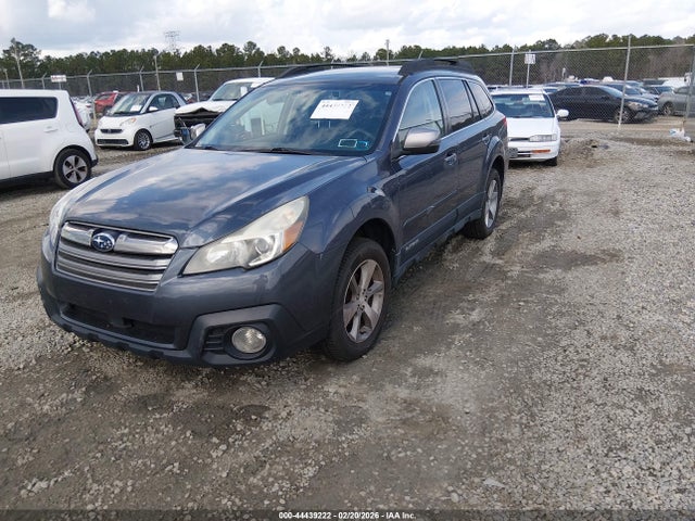 Subaru Outback 2.5i Limited 2014 4S4BRBPC8E3240845 Image 2