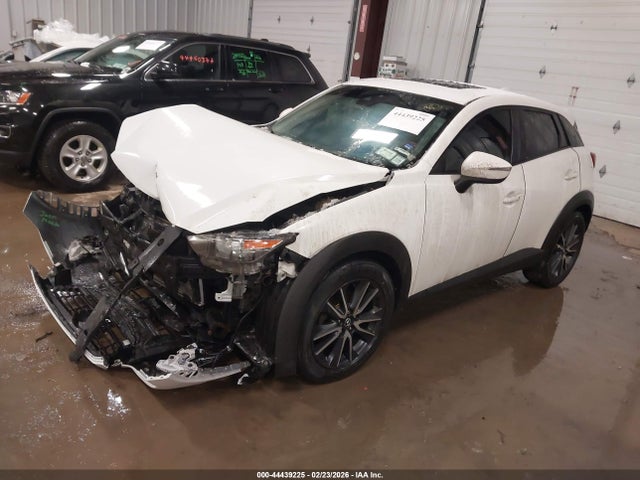 2018 MAZDA CX-3 JM1DKFC74J0301296 Photo 1