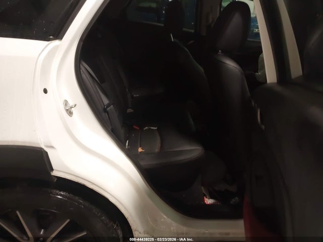 2018 MAZDA CX-3 JM1DKFC74J0301296 Photo 7