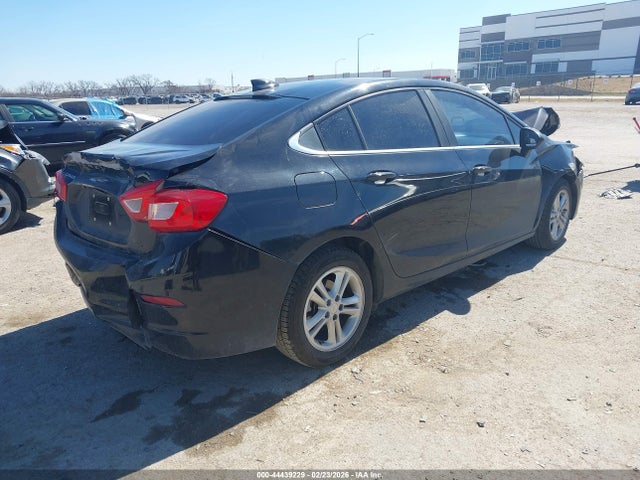 2017 CHEVROLET CRUZE 1G1BE5SM7H7266537 Photo 3
