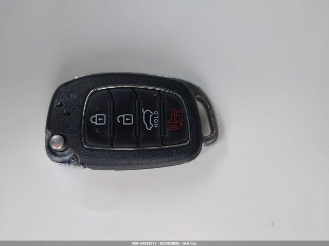 Продажа на аукционе авто 2018 Hyundai Santa Fe Sport 2.4l, vin: 5XYZT3LB6JG566205, номер лота: 44439277