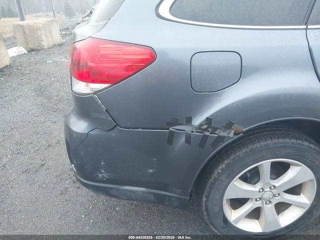 Aukcja sprzedaży 2014 Subaru Outback 2.5i Premium, vin: 4S4BRBCC1E3240563, numer aukcji: 44439305