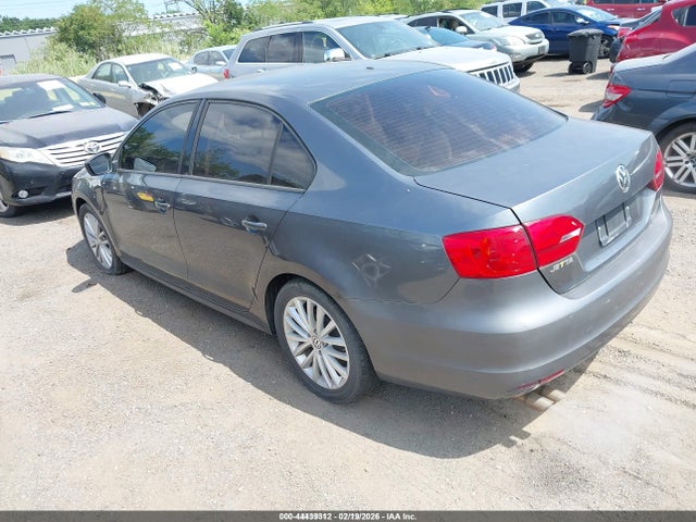Продаж на аукціоні авто 2011 Volkswagen Jetta 2.0l S, vin: 3VW2K7AJ3BM389944, номер лоту: 44439312