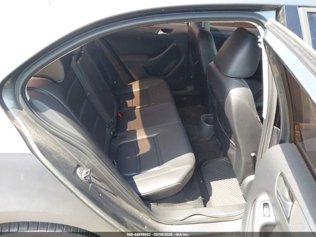 Продаж на аукціоні авто 2011 Volkswagen Jetta 2.0l S, vin: 3VW2K7AJ3BM389944, номер лоту: 44439312