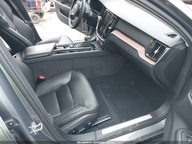 2020 VOLVO S60 7JR102FK3LG047397 Photo 4