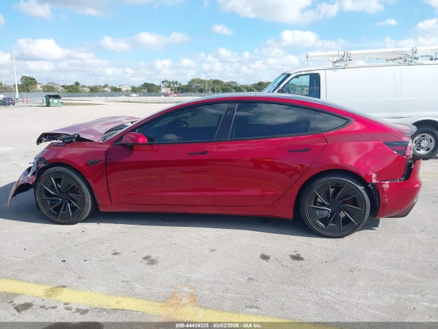 Aukcja sprzedaży 2024 Tesla Model 3 Performance All-wheel Drive, vin: 5YJ3E1ET8RF830991, numer aukcji: 44439325