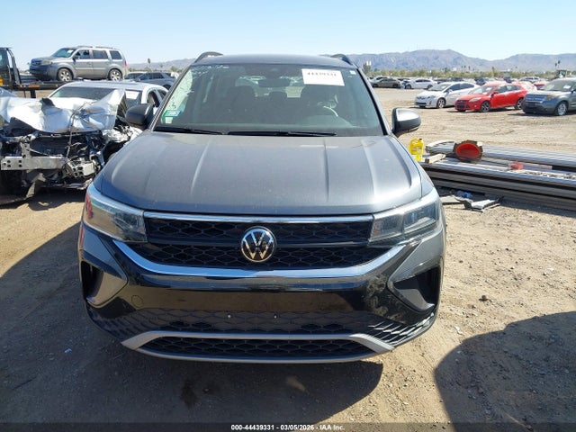 2024 Volkswagen Taos 1.5t S მანქანა იყიდება აუქციონზე, vin: 3VV5X7B22RM015197, აუქციონის ნომერი: 44439331