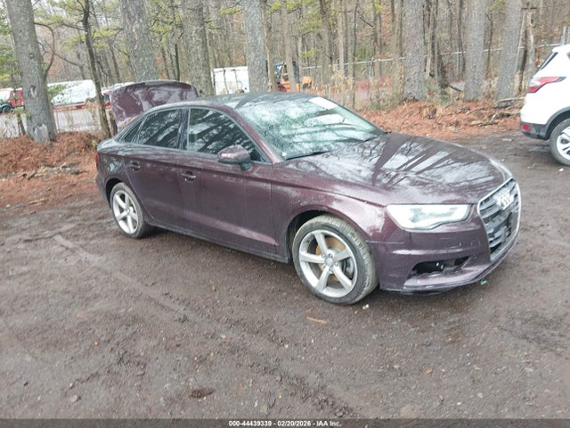 2015 AUDI A3 WAUACGFF9F1077854 Photo 0