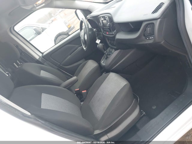 2021 RAM PROMASTER CITY ZFBHRFBB7M6V27548 Photo 4