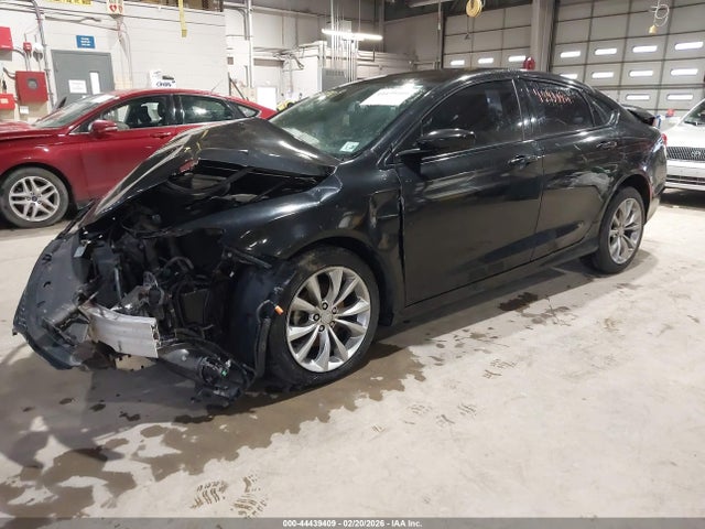 Aukcja sprzedaży 2015 Chrysler 200 S, vin: 1C3CCCBB0FN675223, numer aukcji: 44439409