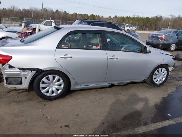 2011 Toyota Corolla Le მანქანა იყიდება აუქციონზე, vin: JTDBU4EE9B9130527, აუქციონის ნომერი: 44439430