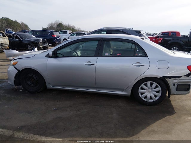 2011 Toyota Corolla Le მანქანა იყიდება აუქციონზე, vin: JTDBU4EE9B9130527, აუქციონის ნომერი: 44439430