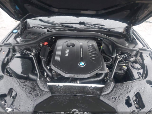 WBAJE7C3XHG887921 BMW 540i Xdrive