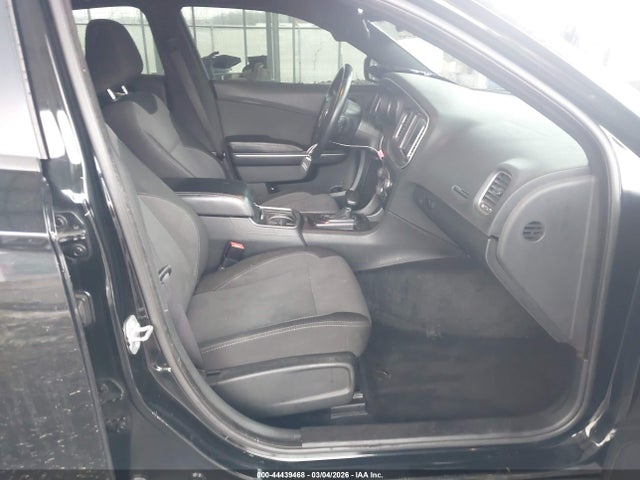 2015 Dodge Charger Se მანქანა იყიდება აუქციონზე, vin: 2C3CDXBG1FH812615, აუქციონის ნომერი: 44439468