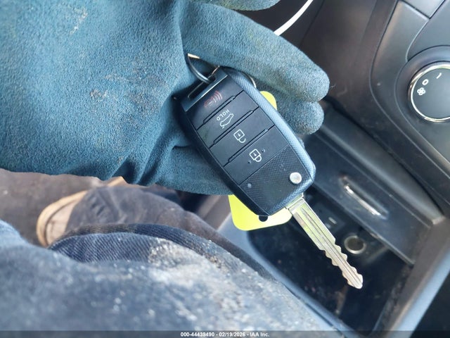 KIA FORTE LX 2016 KNAFK4A69G5446169 Image 11