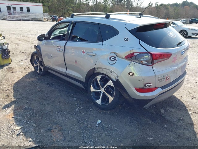 2017 Hyundai Tucson Sport მანქანა იყიდება აუქციონზე, vin: KM8J33A26HU585972, აუქციონის ნომერი: 44439532