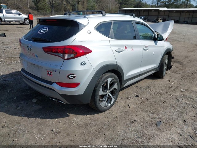 2017 Hyundai Tucson Sport მანქანა იყიდება აუქციონზე, vin: KM8J33A26HU585972, აუქციონის ნომერი: 44439532