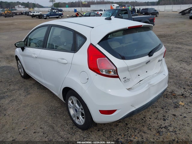 2016 FORD FIESTA 3FADP4EJ2GM182609 Photo 2