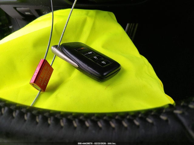 2022 LEXUS IS 350 JTHGZ1E27N5026091 Photo 10