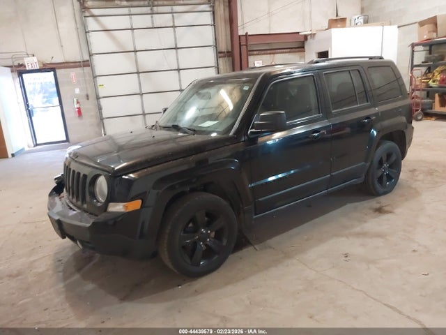 Jeep Patriot Altitude Edition 2015 1C4NJPBA7FD399671 Image 2