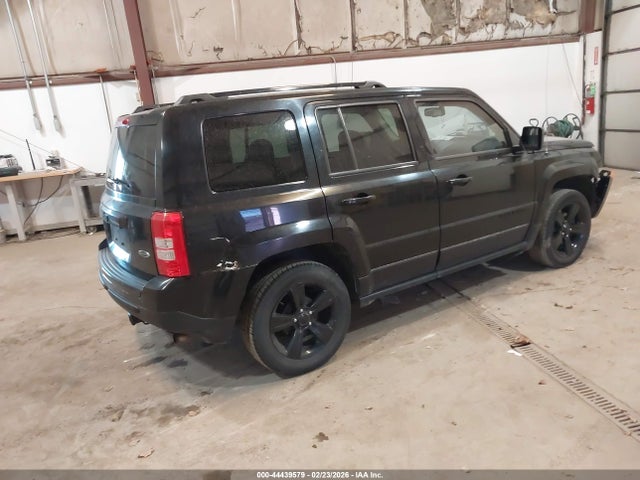 Jeep Patriot Altitude Edition 2015 1C4NJPBA7FD399671 Image 4