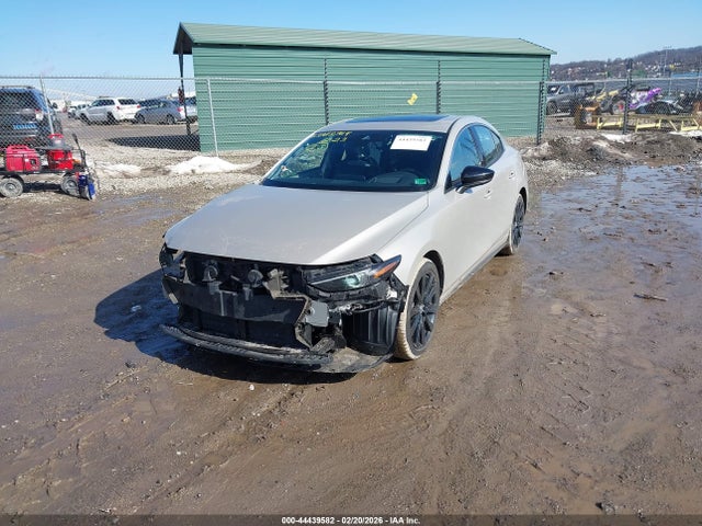 2022 MAZDA MAZDA3 3MZBPBEY2NM301711 Photo 1