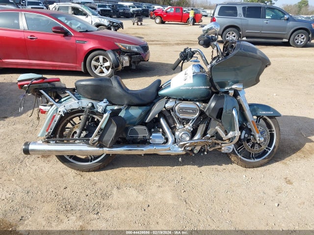 1HD1KZF18LB608052 Harley-Davidson FLTRK