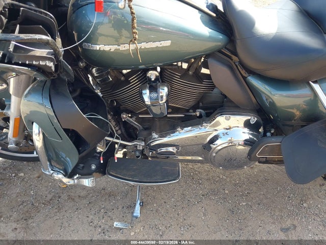 1HD1KZF18LB608052 Harley-Davidson FLTRK