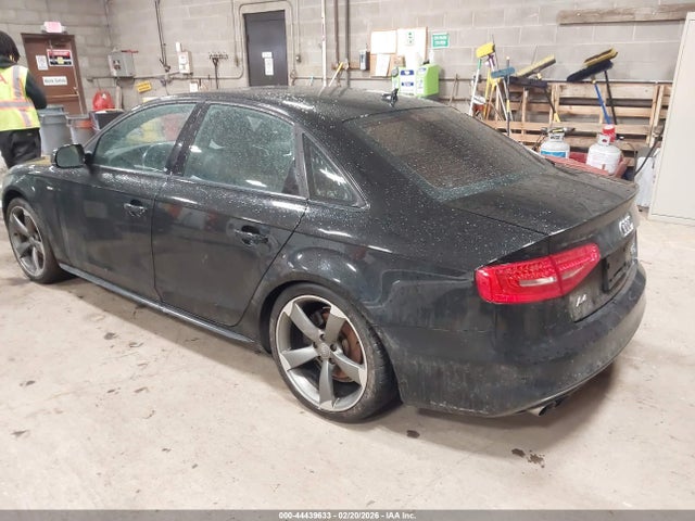 2015 Audi A4 2.0t Premium მანქანა იყიდება აუქციონზე, vin: WAUFFAFL3FN020879, აუქციონის ნომერი: 44439633