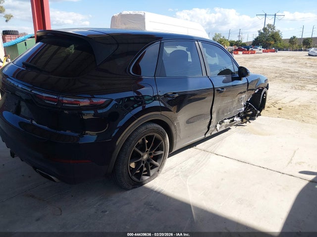 2019 PORSCHE CAYENNE WP1AA2AY3KDA16351 Photo 3