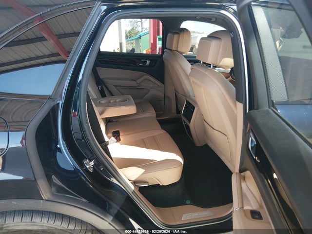 2019 PORSCHE CAYENNE WP1AA2AY3KDA16351 Photo 7