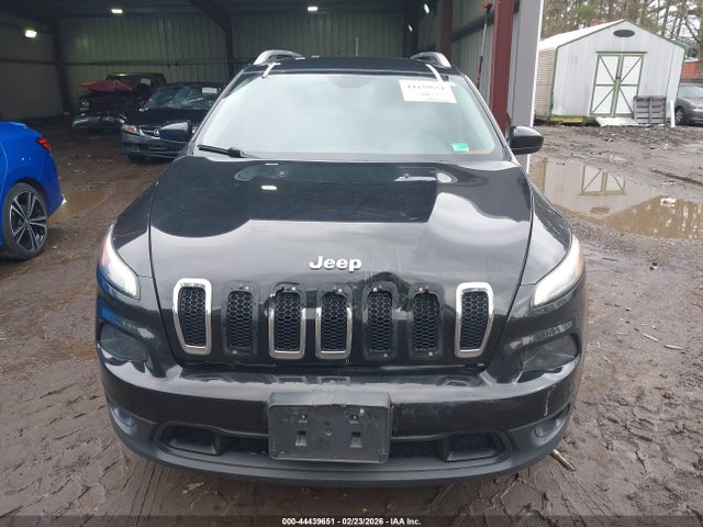 2016 Jeep Cherokee Latitude მანქანა იყიდება აუქციონზე, vin: 1C4PJLCB7GW312527, აუქციონის ნომერი: 44439651