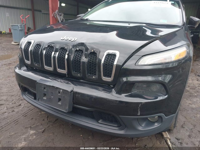 2016 Jeep Cherokee Latitude მანქანა იყიდება აუქციონზე, vin: 1C4PJLCB7GW312527, აუქციონის ნომერი: 44439651