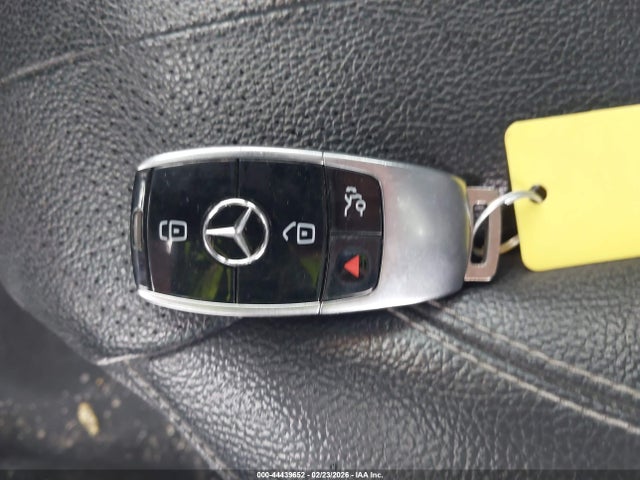 44439652 :رقم المزاد ، WDDZF4KB7JA392889 vin ، 2018 Mercedes-benz E 300 4matic مزاد بيع