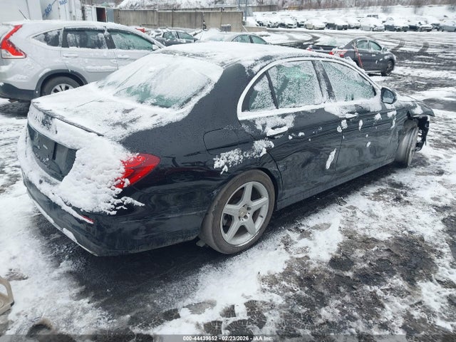 44439652 :رقم المزاد ، WDDZF4KB7JA392889 vin ، 2018 Mercedes-benz E 300 4matic مزاد بيع