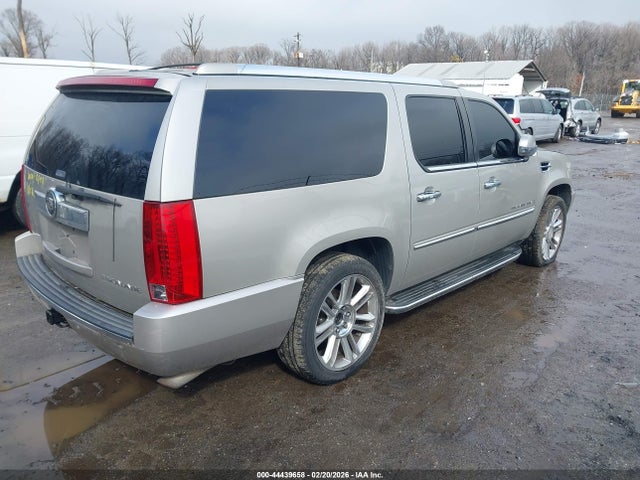 2008 CADILLAC ESCALADE ESV 1GYFK66868R159580 Photo 3