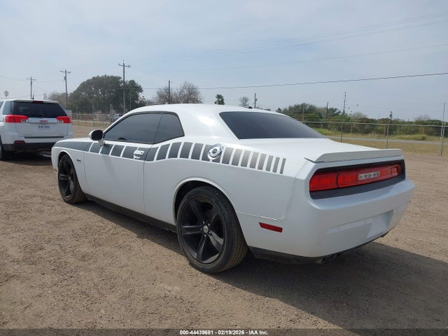 2014 DODGE CHALLENGER 2C3CDYBT0EH246979 Photo 2