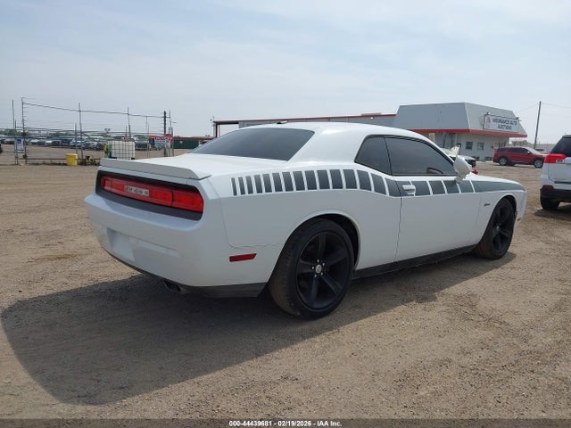 2014 DODGE CHALLENGER 2C3CDYBT0EH246979 Photo 3