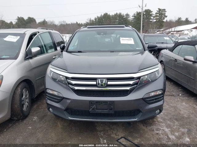 Honda Pilot Touring 2017 5FNYF6H97HB045280 Image 12
