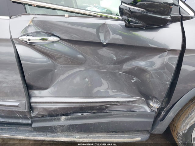Honda Pilot Touring 2017 5FNYF6H97HB045280 Image 18