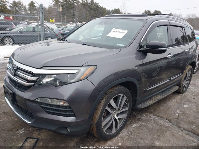 Honda Pilot Touring 2017 5FNYF6H97HB045280 Image 2