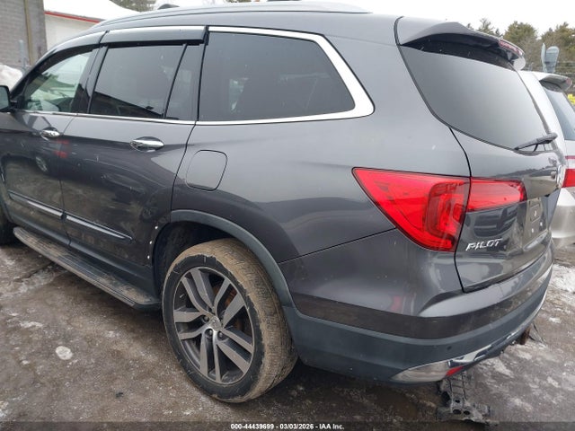 Honda Pilot Touring 2017 5FNYF6H97HB045280 Image 3
