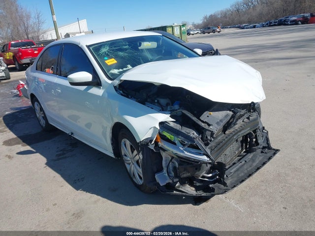 2017 VOLKSWAGEN JETTA 3VW2B7AJXHM218178