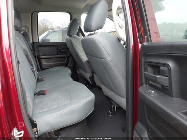 Продажа на аукционе авто 2018 Ram 1500 Express  4x4 6'4 Box, vin: 1C6RR7FT2JS302362, номер лота: 44439703