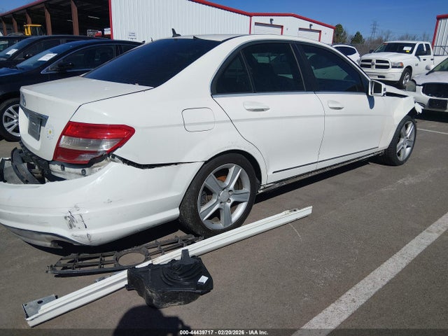2010 Mercedes-benz C 300 Luxury/sport მანქანა იყიდება აუქციონზე, vin: WDDGF5EB9AR095682, აუქციონის ნომერი: 44439717
