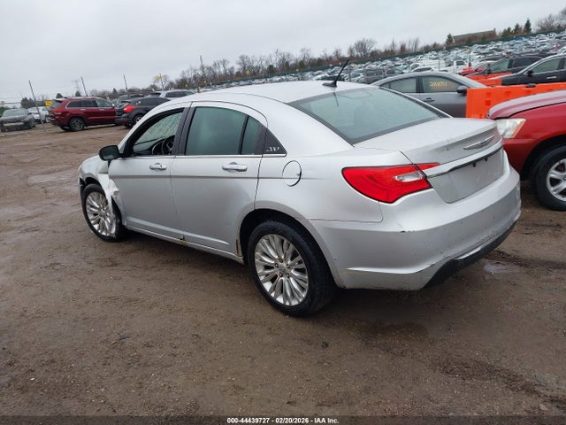 44439727 :رقم المزاد ، 1C3BC2FB1BN600914 vin ، 2011 Chrysler 200 Limited مزاد بيع